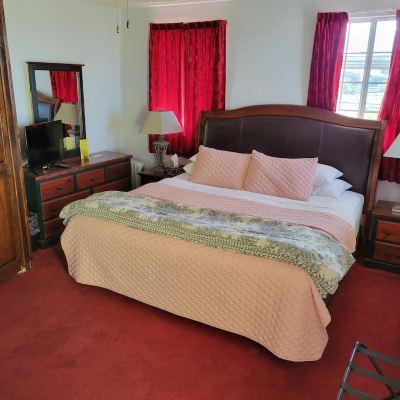 Executive Suite, Multiple Beds, Sea View