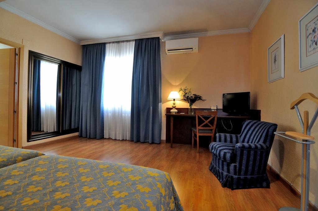 高级双人房带两张床