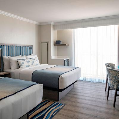 Two Queen Room with Partial Ocean View and Balcony Hollywood Beach Marriott Promo Code