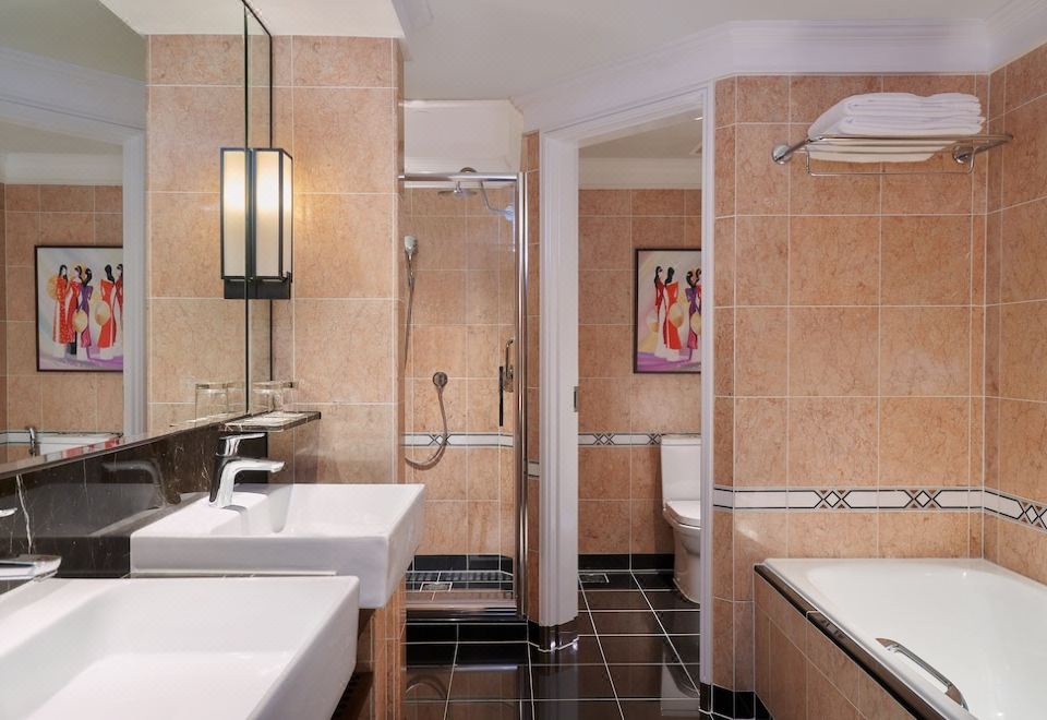 Sheraton Saigon Grand Opera HotelGuest Room, 1 King Bed