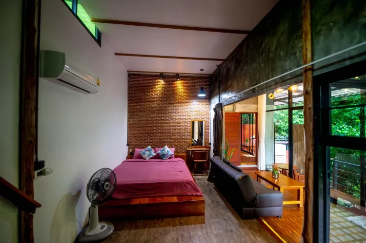 Villa-Entire House Or Apartment