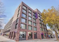 Premier Inn Swindon Town Centre Hotel di 