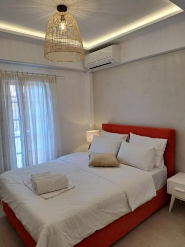 带山景的双人间