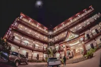 塔凱克東賽酒店 酒店