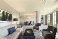 Embassy Suites by Hilton Atlanta at Centennial Olympic Park