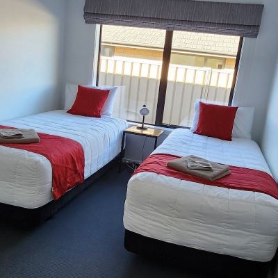 Two-Bedroom Family Room Asure Central Gold Motel Promo Code