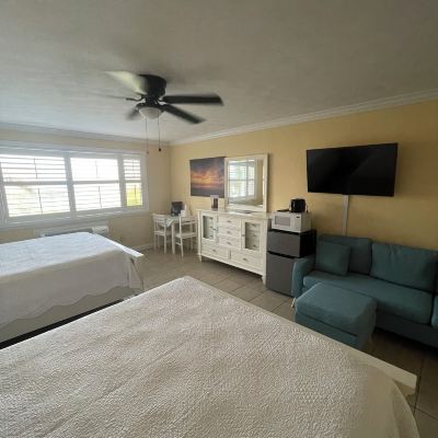 South Cottage, 1 King Bed, Oceanfront Coral Sands Inn Promo Code