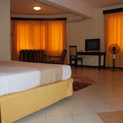 Junior Suite Parkview Inn Promo Code