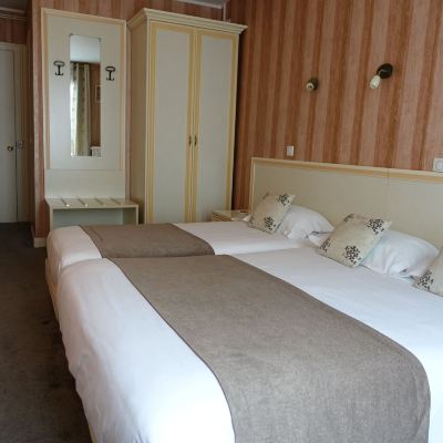 Triple Room Hôtel Emeraude Promo Code