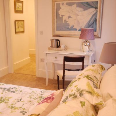 Room 3 Guestling Hall Hotel Promo Code