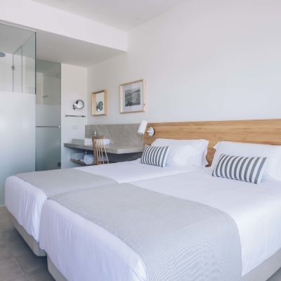 Double Room With Balcony And Beach View Aya Seahotel Promo Code