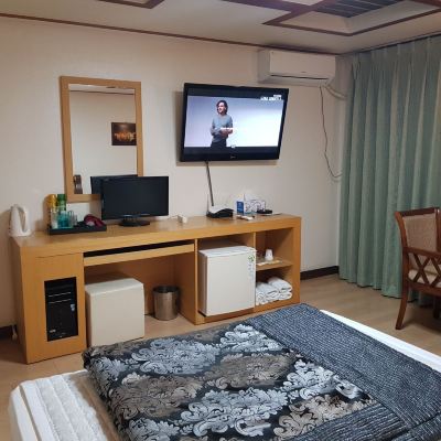 標準雙人床房 阿里郎飯店-Goodstay認證優惠