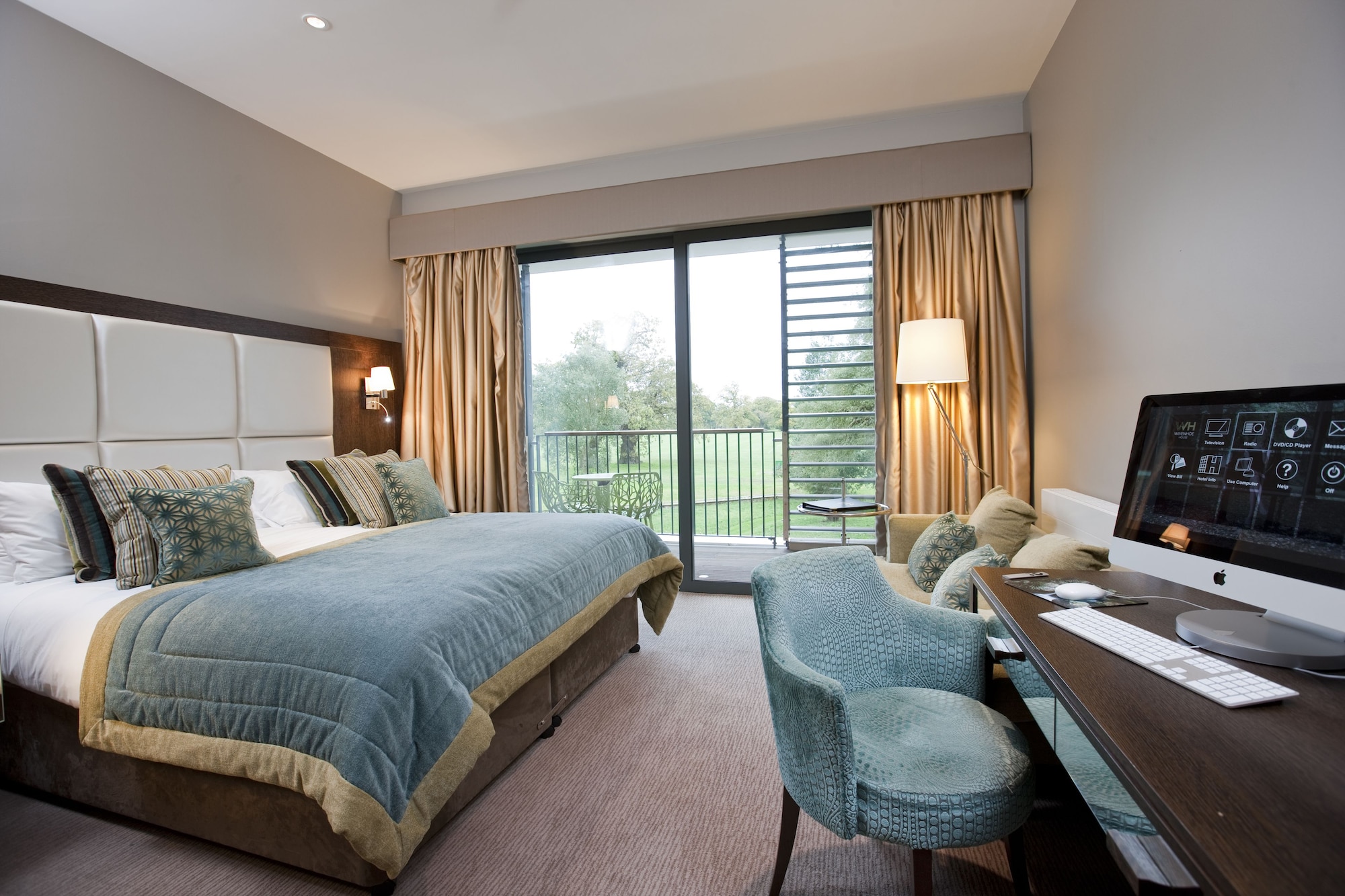 Wivenhoe House Hotel高级房带阳台