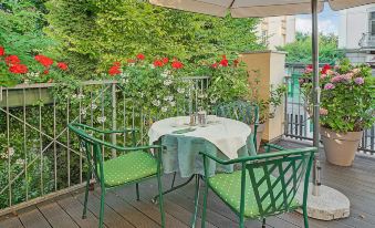 Hotel Astoria - Housity
