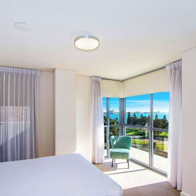 Suite, Non Smoking, Harbor View (1 Queen Bed & 2 Twin Beds) Terminus Apartment Hotel, Ascend Hotel Collection Promo Code