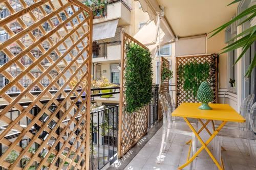 三卧室高级公寓 - 带阳台