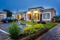 Hillview Inn Hotel Hotels in 