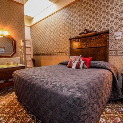 Standard King Room Irma Hotel Promo Code