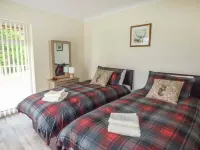 Cwm Gran Meadows Hotels in 