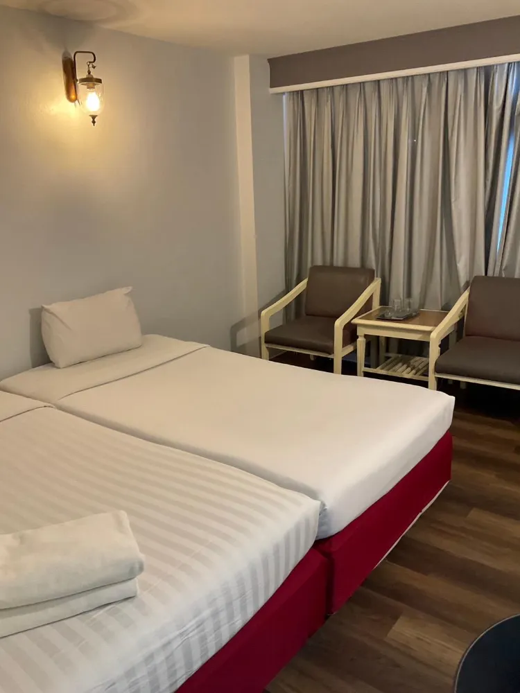 ห้องทวิน ห้ามสูบบุหรี่