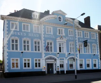 Dukes Head Hotel Hotel di 