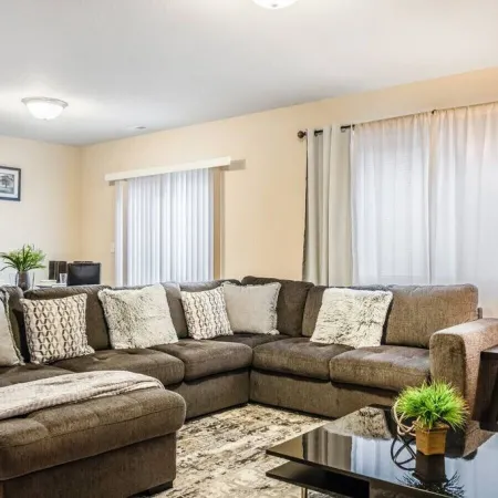 Serenity in Prime Everett Craftsman Near Boeing! Отели в г. Эверетт