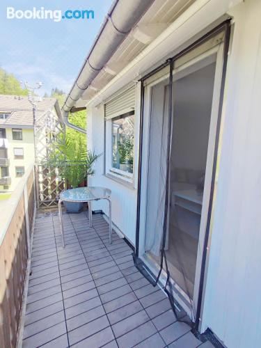 一卧室公寓（带阳台）