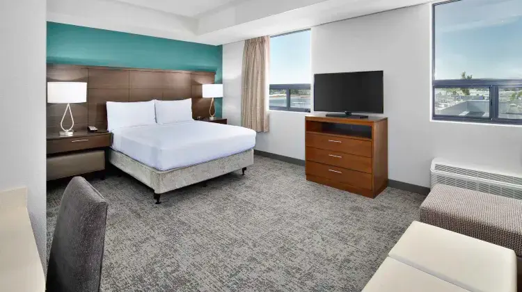 Staybridge Suites Irvine - John Wayne Airport, an IHG Hotel Room