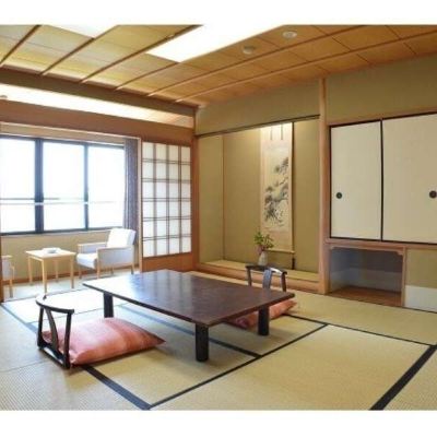Japanese-Style Room *Has Bath Or No Bath 片山津温泉元湯の宿 かのや光楽苑 クーポン