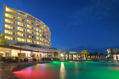 Holiday Inn TUXPAN - CONVENTION CENTER by IHG Ξενοδοχεία στην πόλη 