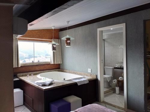 特大床间 - 带spa浴缸