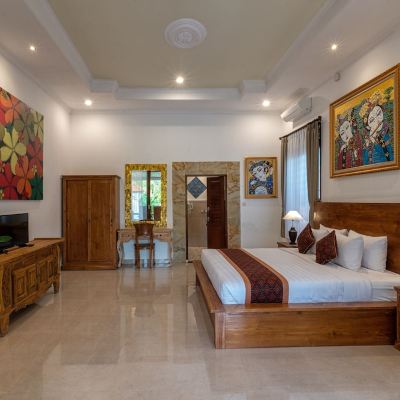 2-Bedroom Villa with a Private Pool