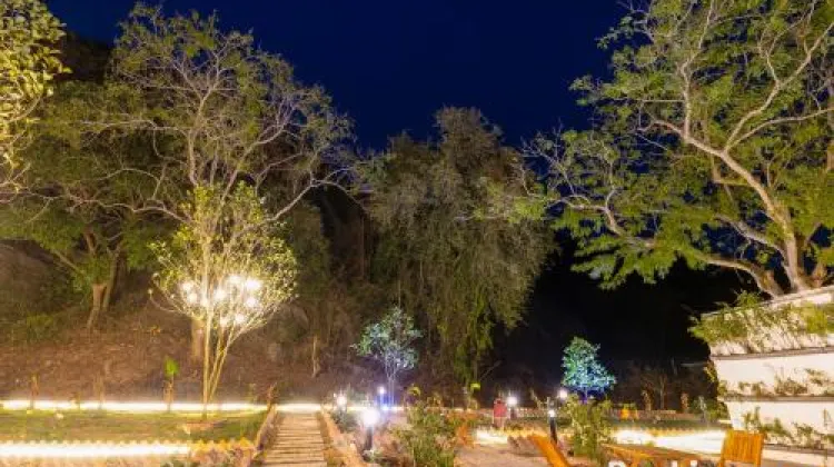 Cat Ba Spring Garden Private House 外観