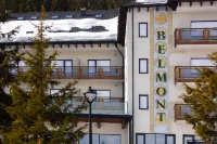 Belmont Hotel & Spa 30 km from Sinaia Отели в г. 