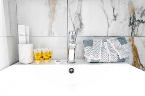 带海景的双人房