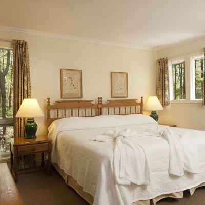 Comfort Room, 2 Double Beds, Lake View The Briars Resort & Spa Promo Code
