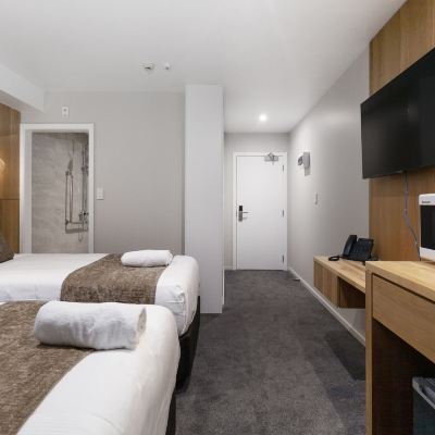 Twin Room Kolmar Inn Promo Code