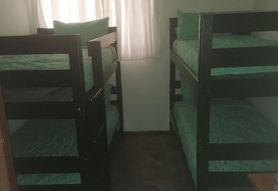 家庭别墅， 2 间卧室， 私人游泳池， 泳池景观