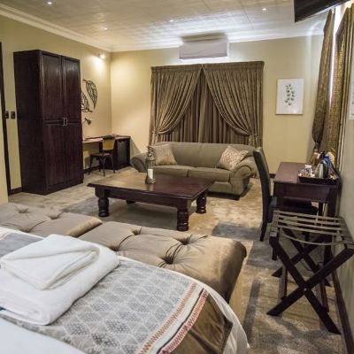 Executive King Room Border Hotel Promo Code