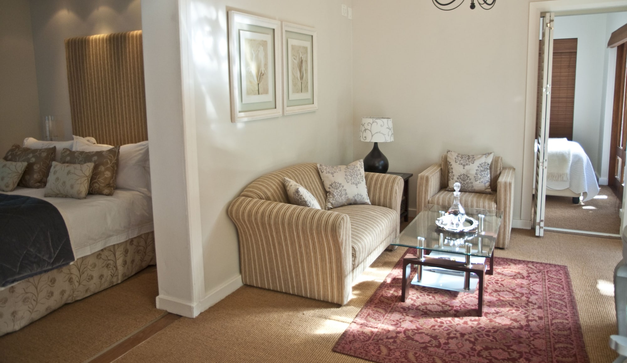 Fernwood Manor Boutique Guest House豪华家庭房（带独立花园）