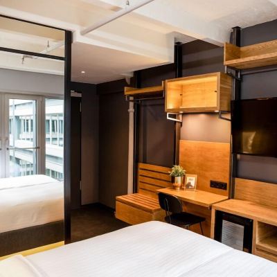 Standard Double Room Ginn Hotel Hamburg Elbspeicher Promo Code