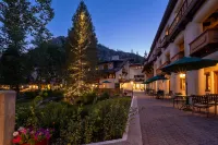 Olympic Village Inn Olympic Valley