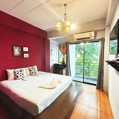 Deluxe Double Room 隱逸曼谷旅舍優惠