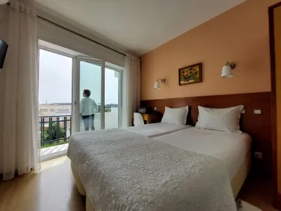 Hotel Santiago Hotels in 