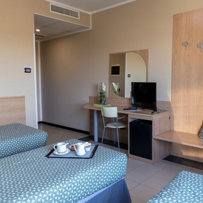 Triple Room Hotel Ayri Promo Code