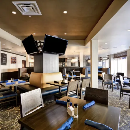 Holiday Inn DETROIT METRO AIRPORT by IHG