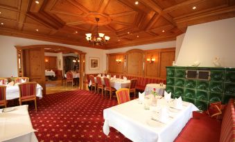 Hotel-Restaurant Hirsch - Housity