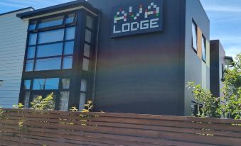 Ava Lodge
