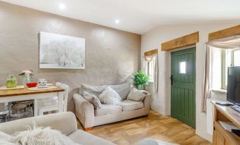 Caner Bach Lodge - Housity