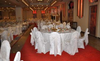 Royal Gaziantep Hotel - Housity